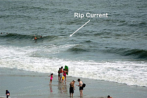 Break in the incoming wave pattern. Photo courtesy of Dr. Wendy Carey, Delaware Sea Grant