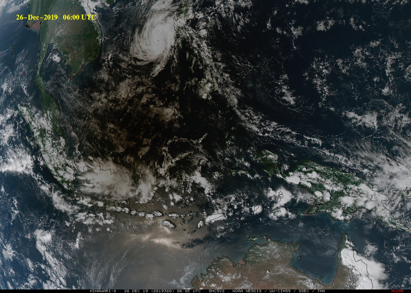 Himawari-8 True Color images centered over Indonesia [click to play animation | MP4]