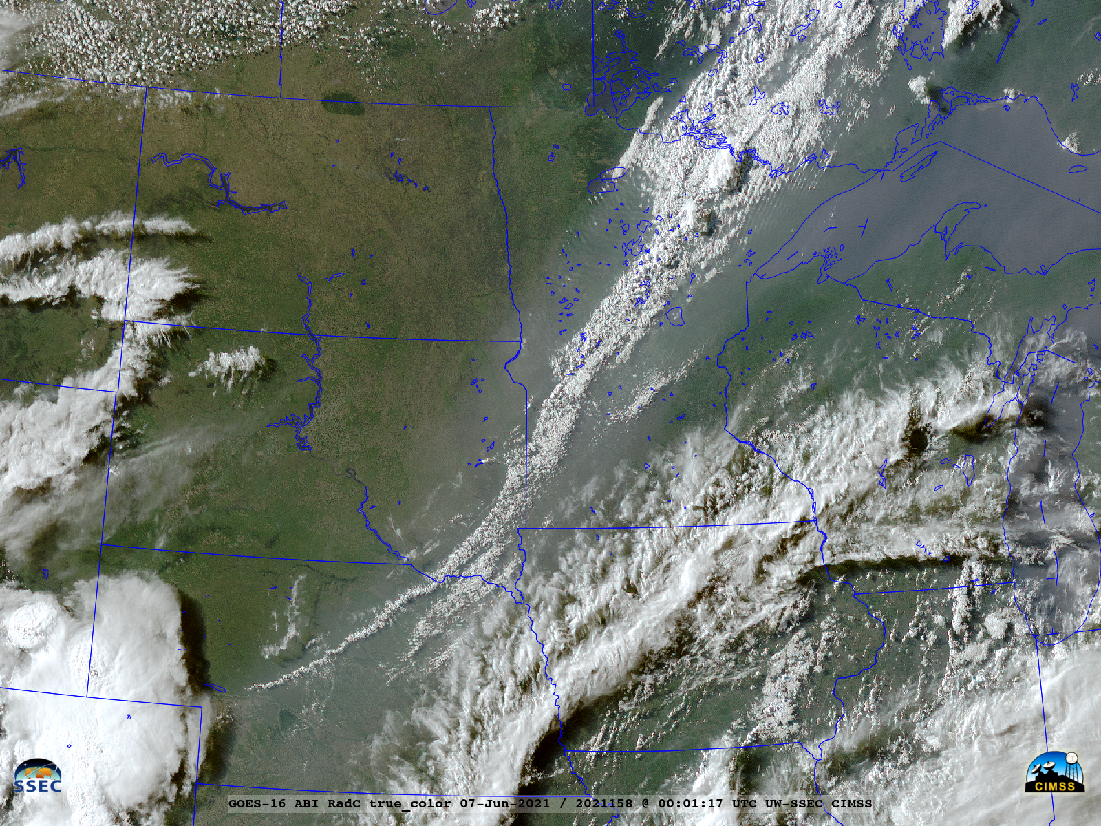 GOES-16 True Color RGB images [click to play animation | <a href="https://cimss.ssec.wisc.edu/satellite-blog/images/2021/06/210606_goes16_trueColorRGB_Upper_Midwest_coldfront_haze_anim.mp4"><strong>MP4</strong></a>]