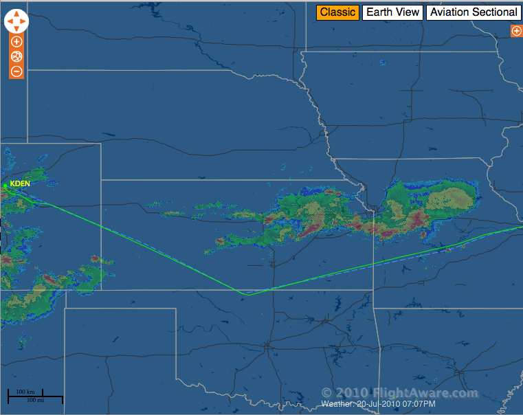 United Airlines Flight 967 flight track diversion (courtesy of FlightAware.com)