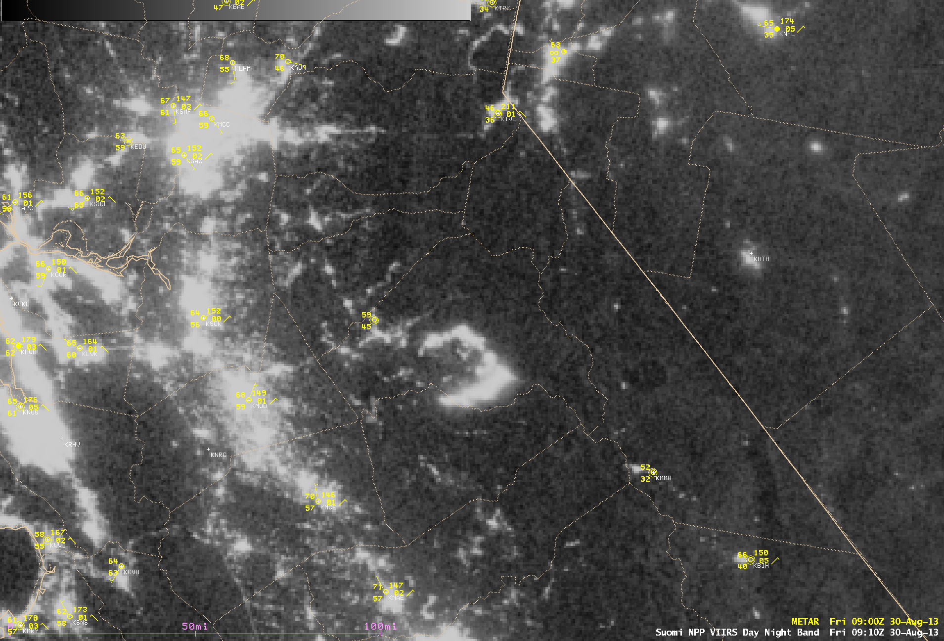 Suomi NPP VIIRS 0.7 Âµm Day/Night Band and 3.74 Âµm shortwave IR images (30 August)