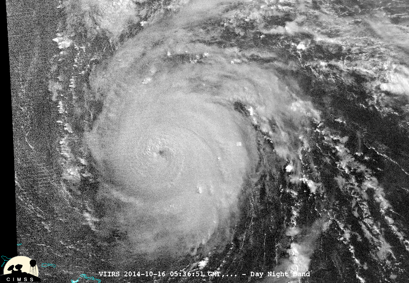Suomi NPP Day/Night Band Visible Imagery and 11.45 µm Infrared Imagery (click to enlarge)