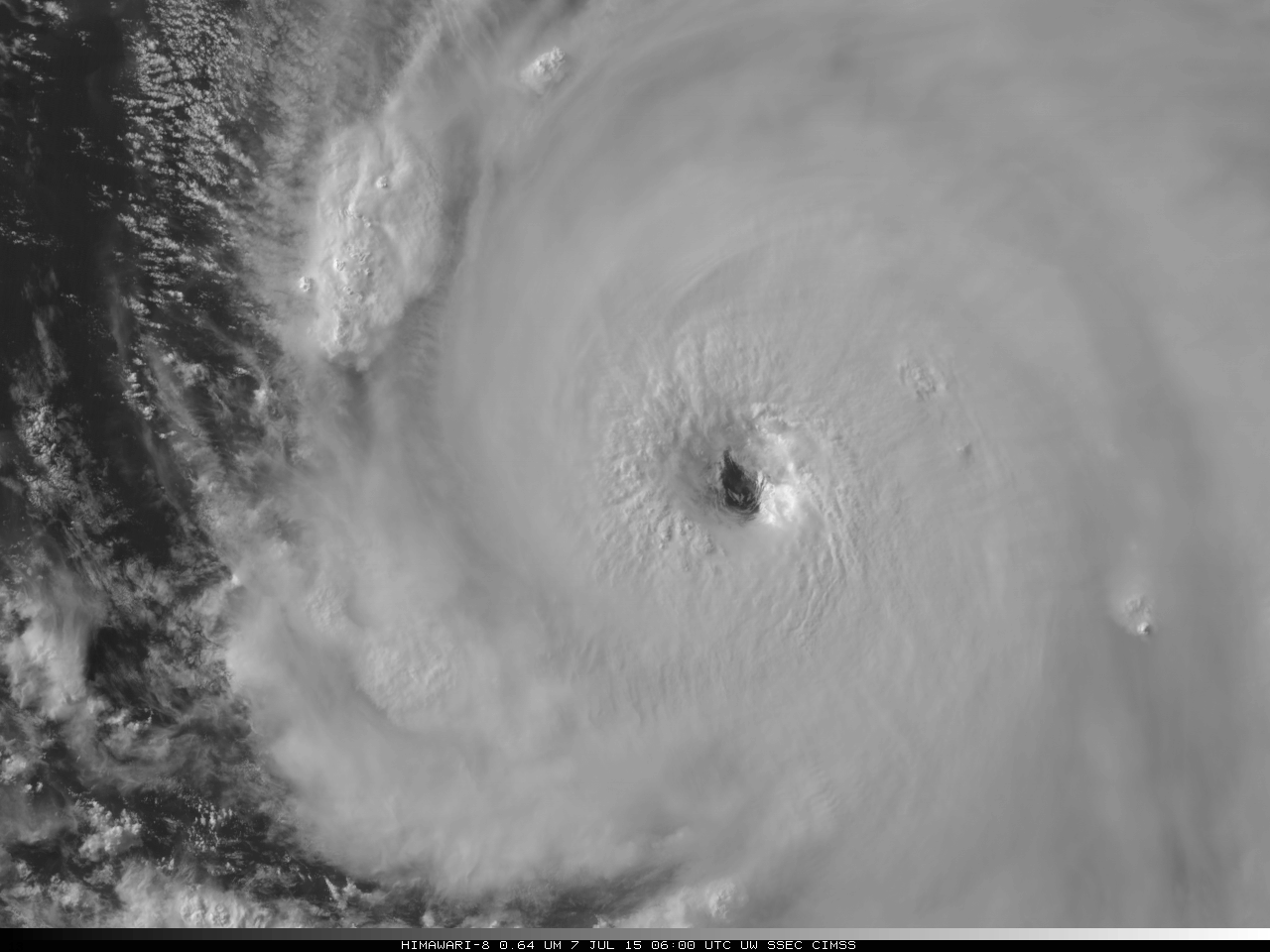 Himawari-8 0.64 µm visible imagery, 0400 UTC 5 July 2015 - 0700 UTC 7 July 2015, showing Typhoon Nangka (Click to animate)