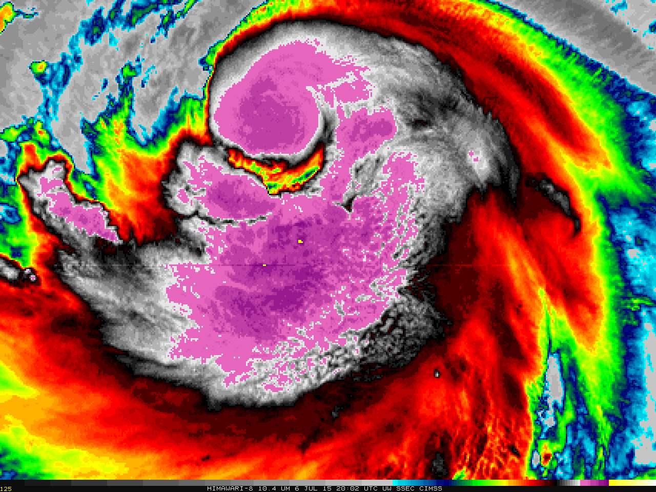 Himawari-8 10.35 µm infrared imagery, 1447-2002 UTC on 6 July 2015 (Click to animate)
