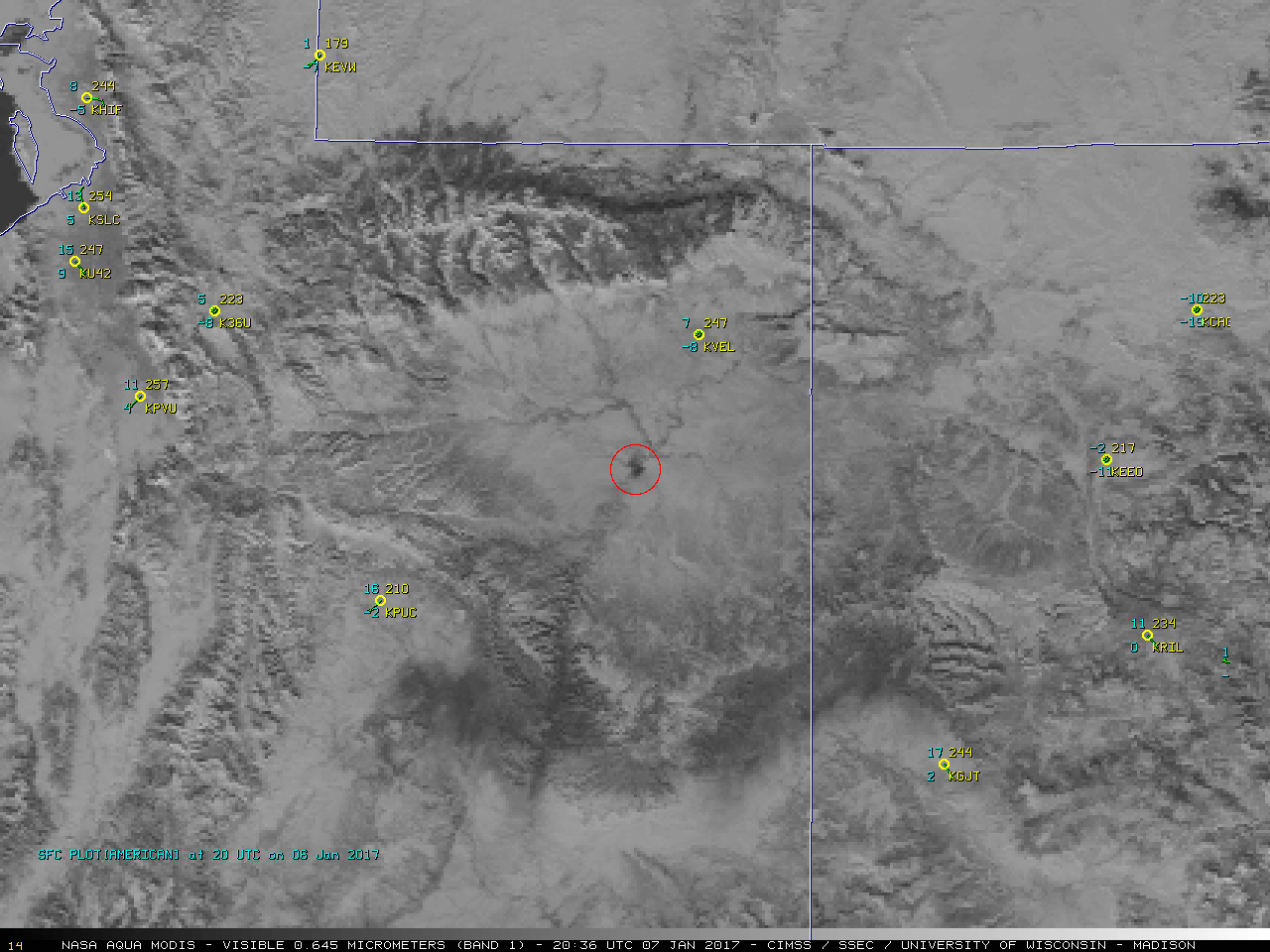 Aqua MODIS Visible (0.645 µm) and Shortwave Infrared (3.7 µm) images at 2036 UTC [click to enlarge]