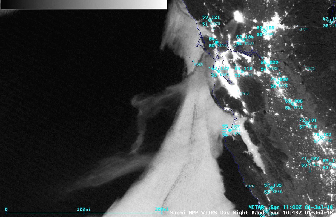 Suomi NPP VIIRS Day/Night Band (0.7 µm) and Shortwave Infrared (3.74 µm) images, with surface reports plotted in cyan [click to enlarge]