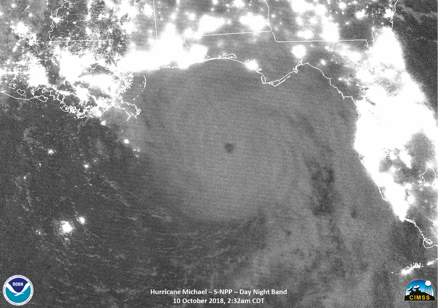 Suomi NPP VIIRS Day/Night Band (0.7 µm) and Infrared Window (11.45 µm) images [click to enlarge]